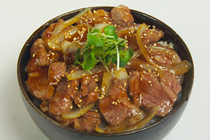 生ラムジンギスカン丼