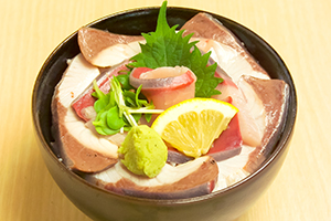 ブリづくし丼