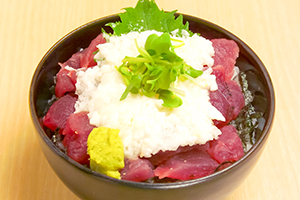 まぐろ山かけ丼